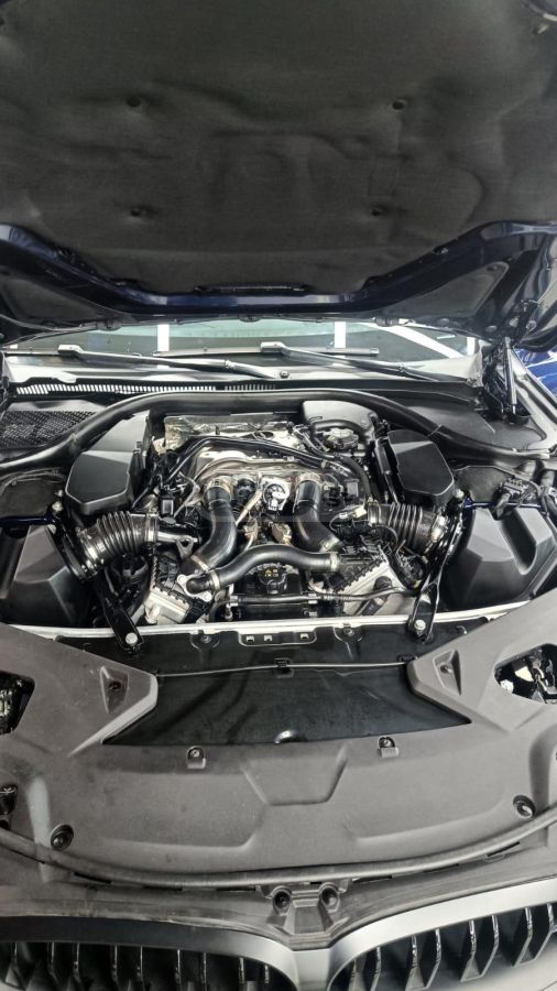 BMW i xDrive 2dr All-Wheel Drive C — миниатюра 15