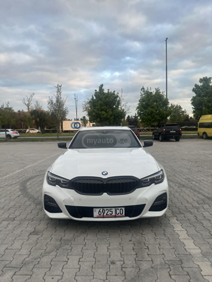 BMW 330 - фото 3