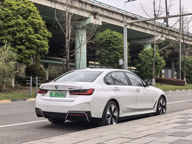 BMW I3 2025 — миниатюра 6