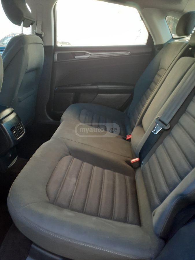 Ford Fusion - фото 11