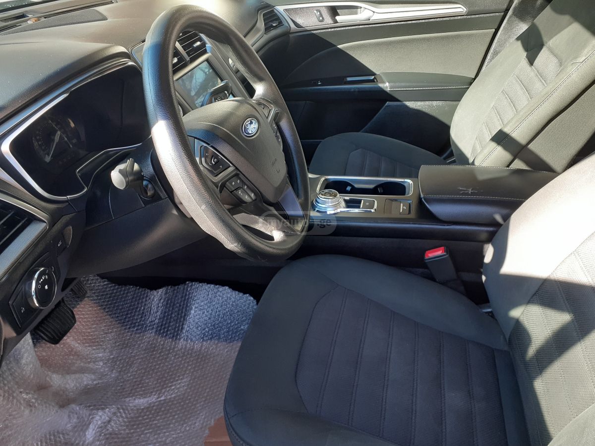 Ford Fusion - фото 14