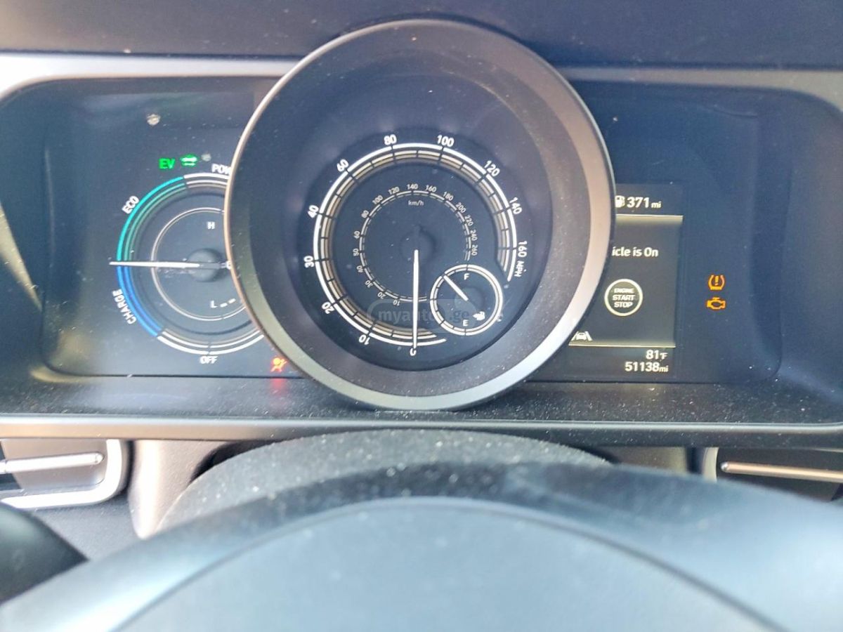 Hyundai Elantra - фото 9