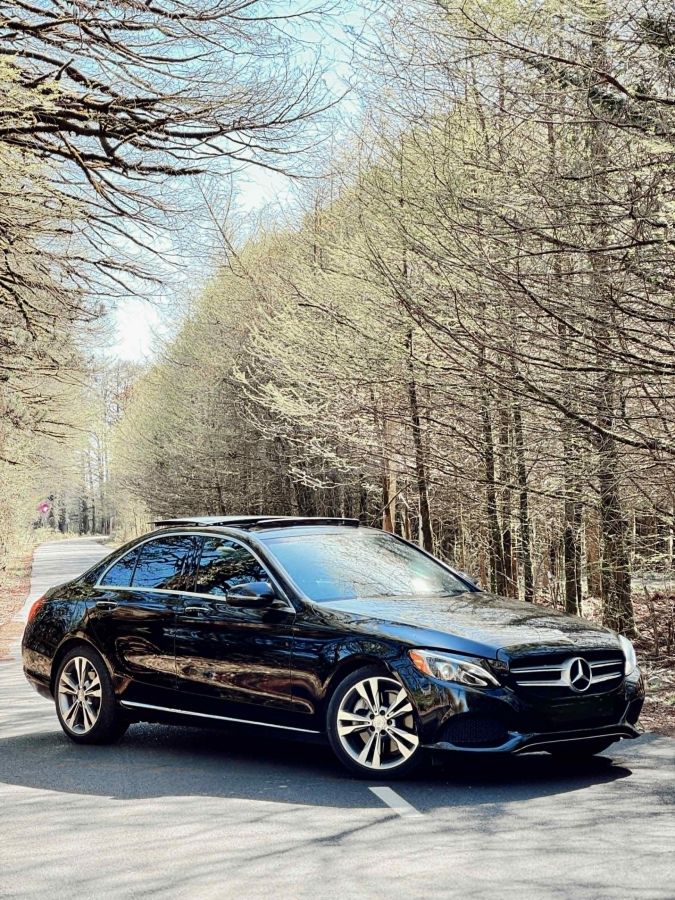 Mercedes-Benz C 300 - фото 1