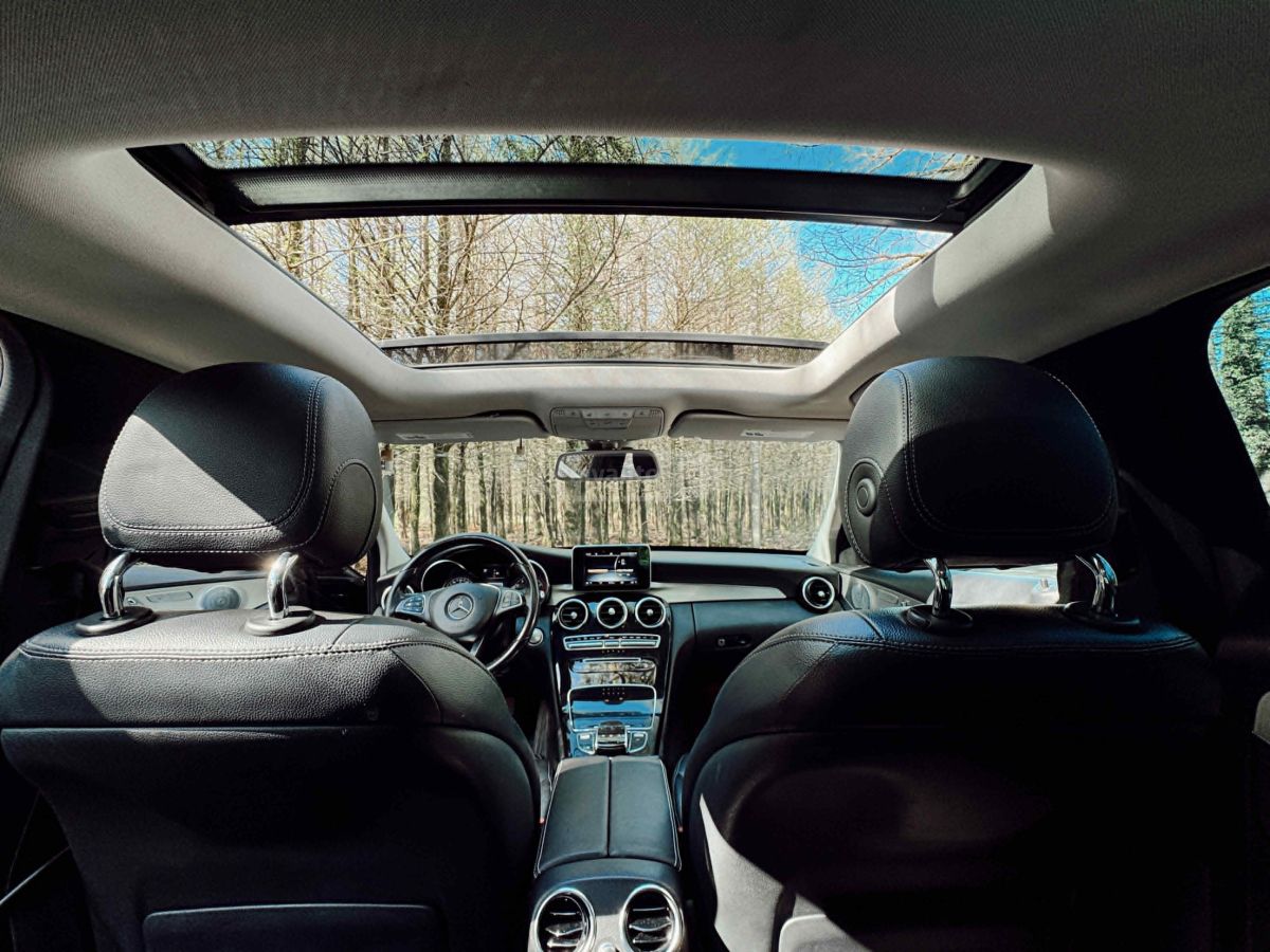 Mercedes-Benz C 300 - фото 10