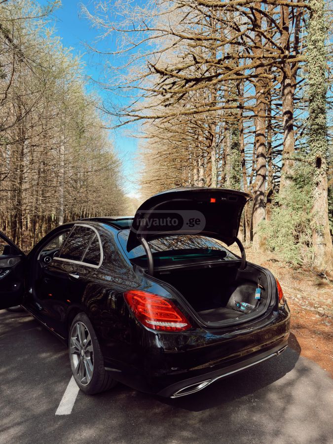 Mercedes-Benz C 300 - фото 6