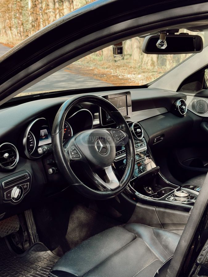 Mercedes-Benz C 300 - фото 9