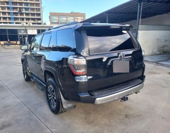 Toyota4 Runner TRD Off Road2020