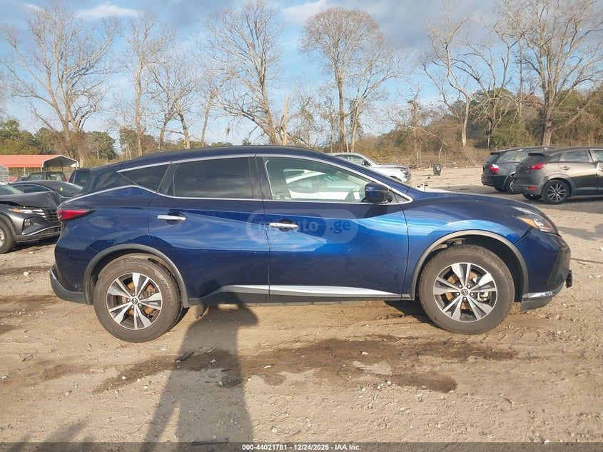 Nissan Murano S 4dr All-Wheel Drive CVT 2023 — миниатюра 12