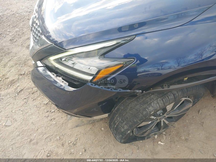 Nissan Murano S 4dr All-Wheel Drive CVT 2023 — миниатюра 6