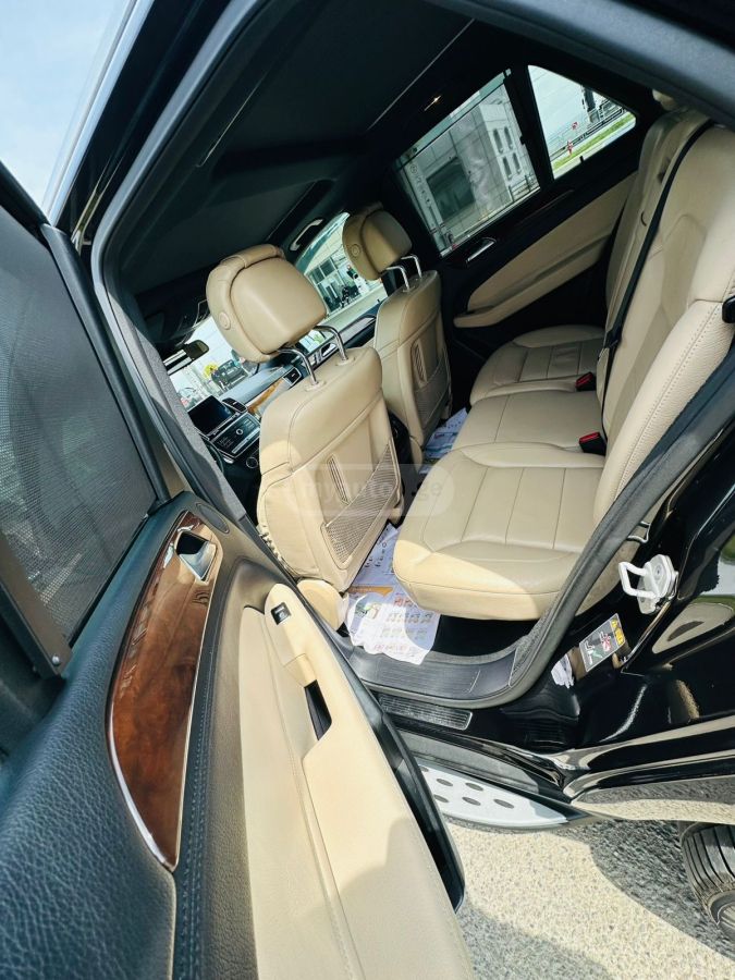 Mercedes-Benz GLE 400 - фото 7