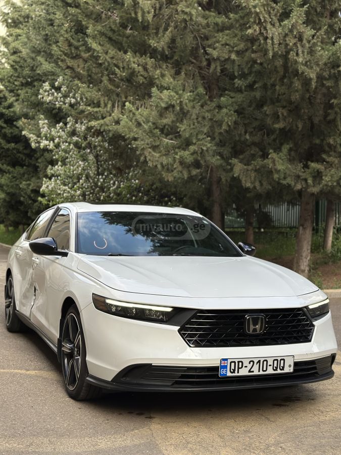 Honda Accord - фото 1