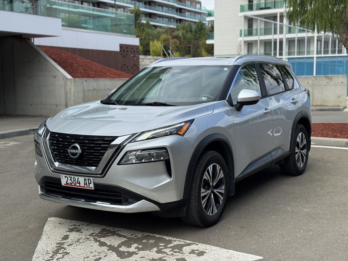 Nissan Rogue - фото 1