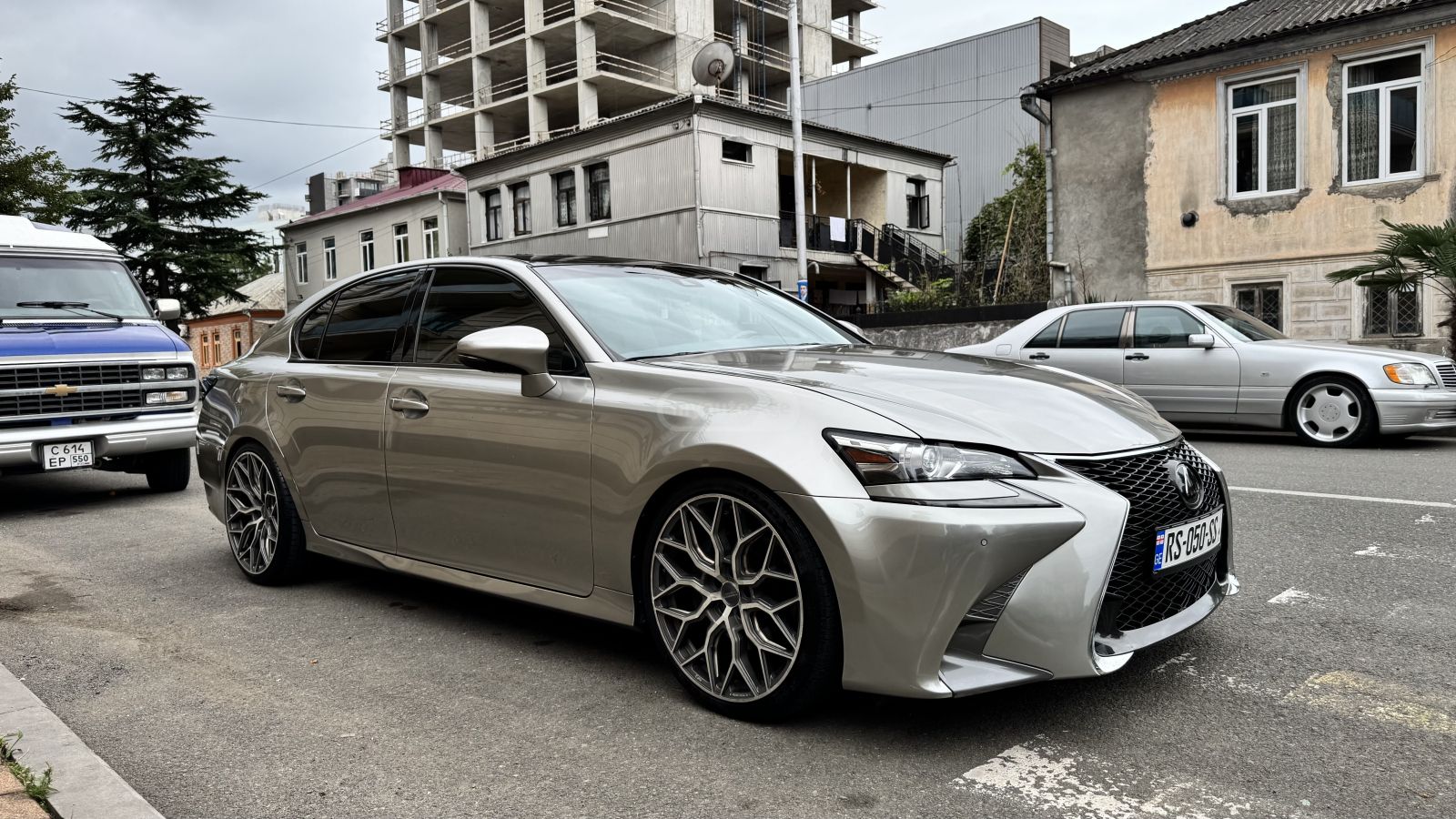 Lexus GS 350 - фото 1