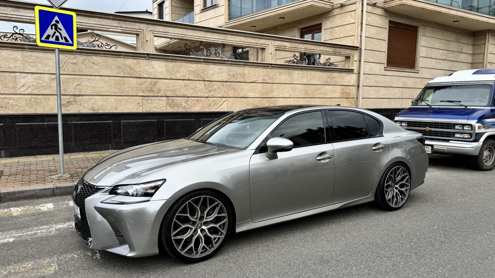 Lexus GS 350 - фото 3