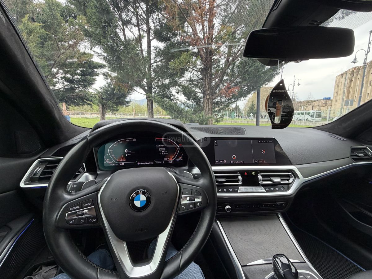 BMW 330 - фото 12
