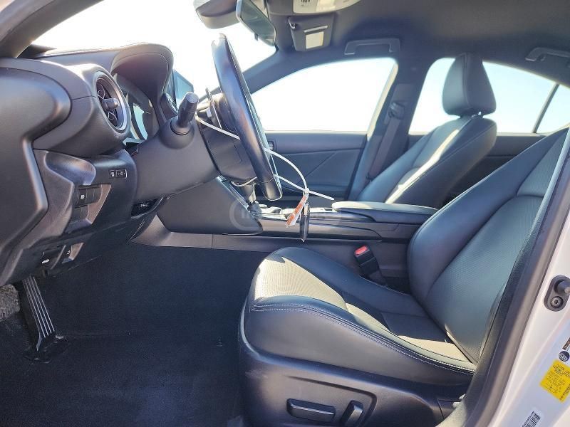 Lexus IS 300 - фото 7