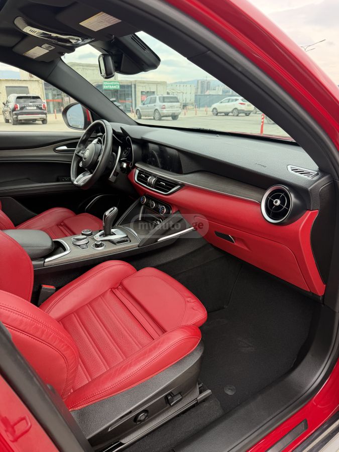 Alfa Romeo TI Sport — миниатюра 11