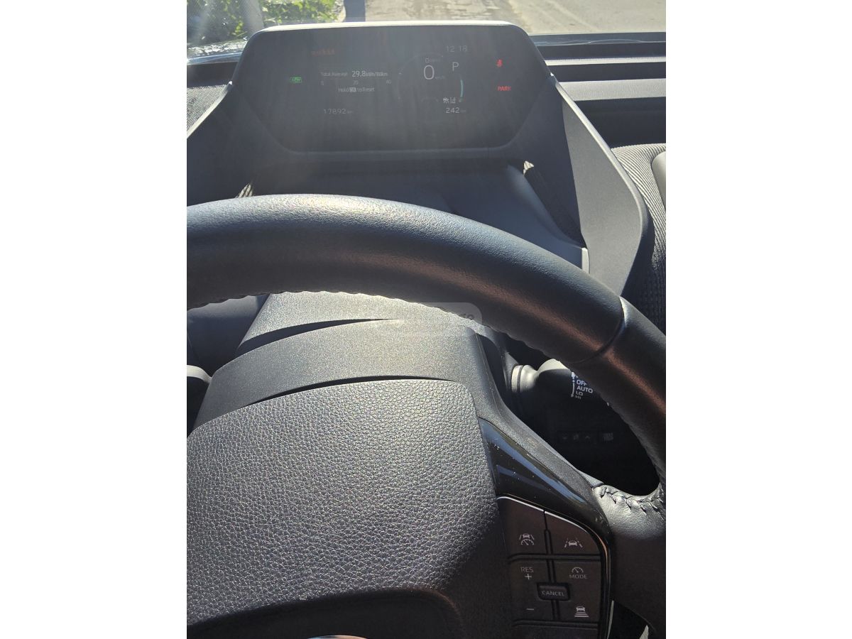 Toyota bZ4X - фото 9