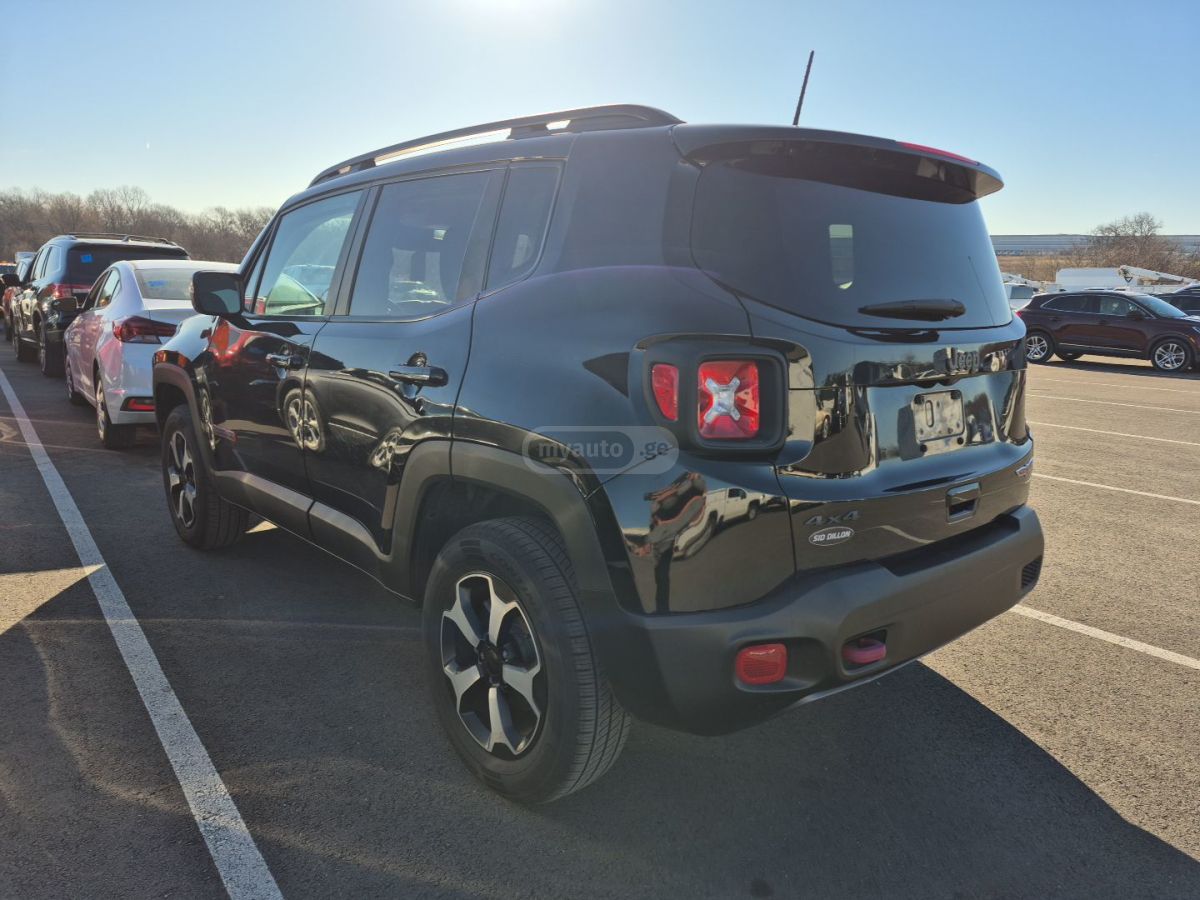 Jeep Renegade - фото 2