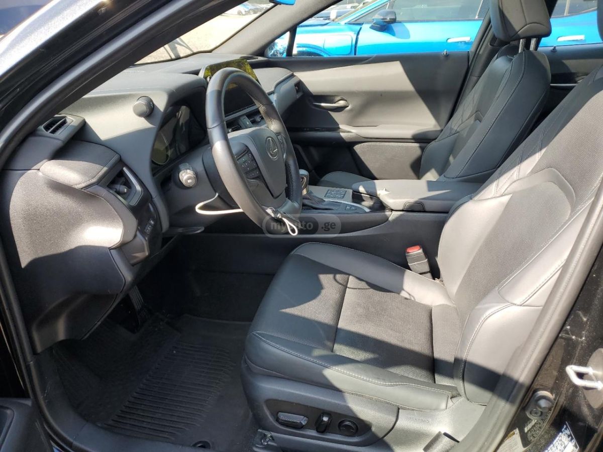 Lexus UX 250 h 2024 — миниатюра 6