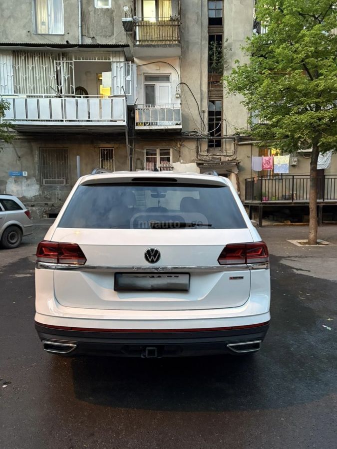 Volkswagen Atlas - фото 1