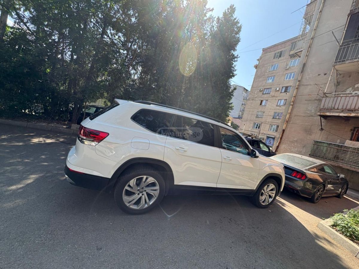 Volkswagen Atlas - фото 4