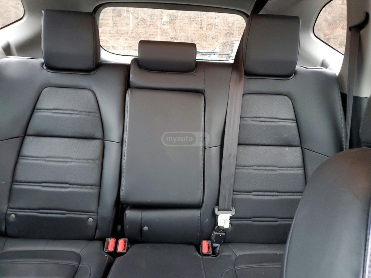 Honda CR-V - фото 10