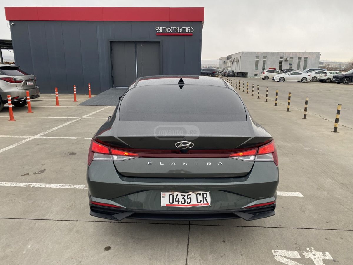 Hyundai SEL — миниатюра 7