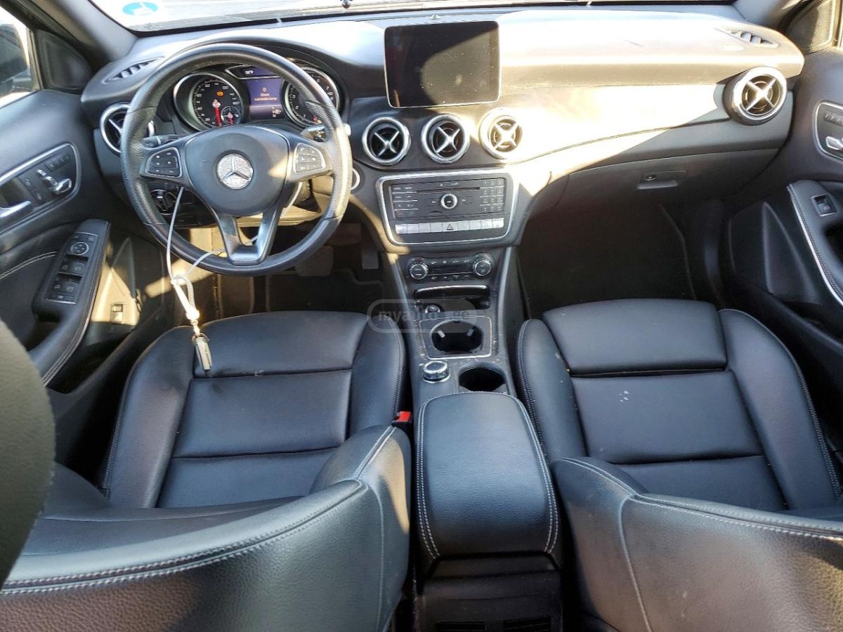 Mercedes-Benz GLA 250 - фото 8