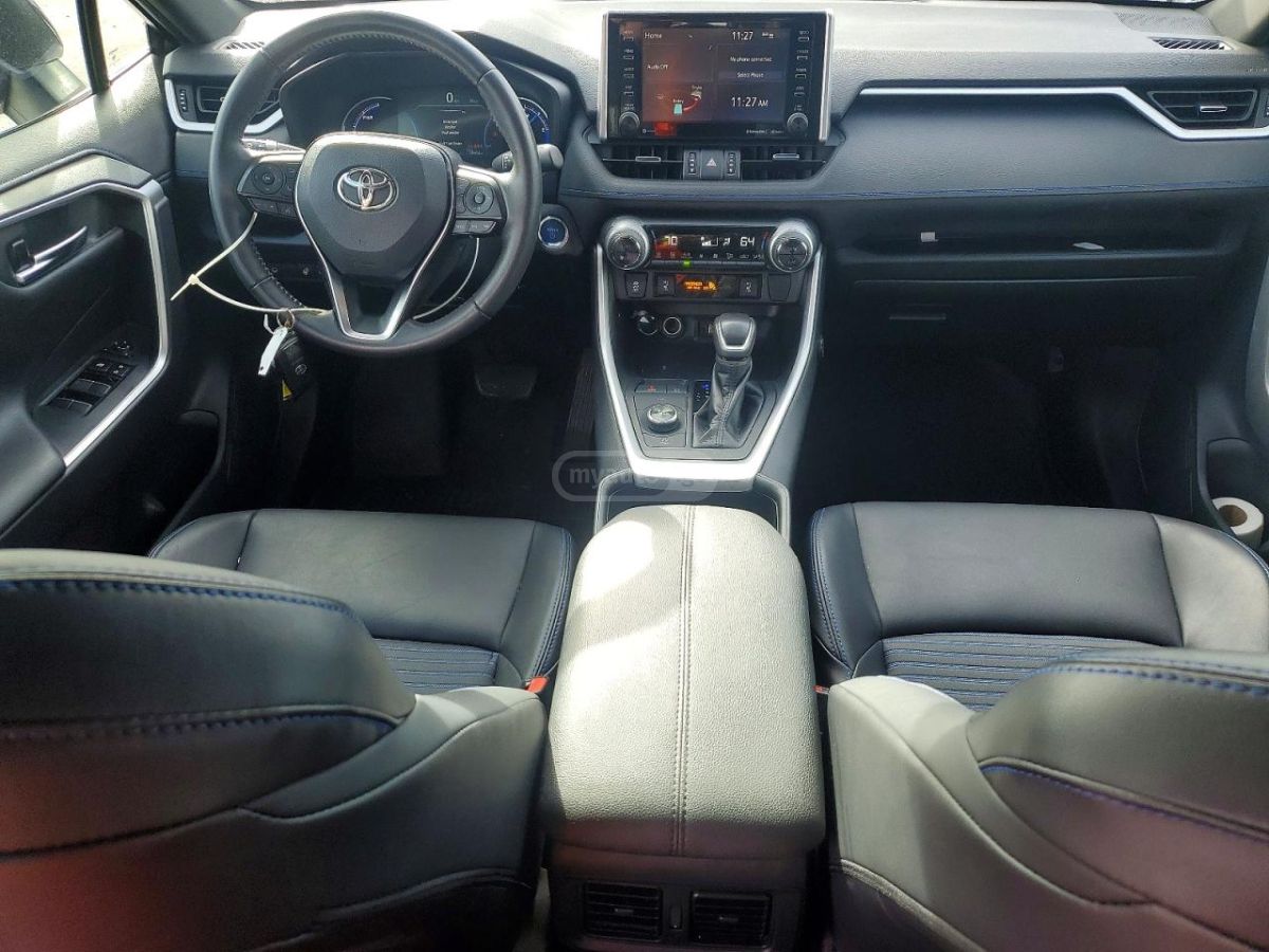 Toyota RAV 4 - фото 8