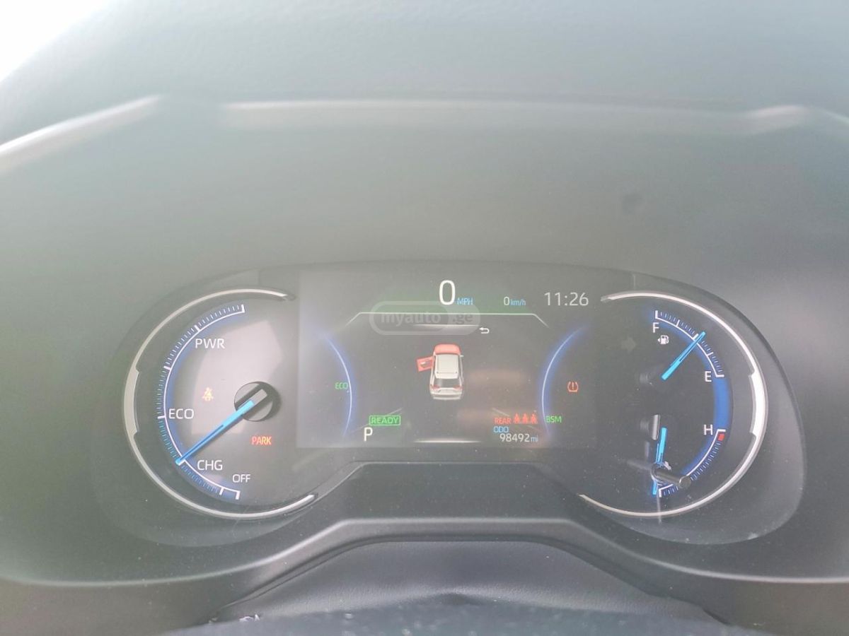 Toyota RAV 4 - фото 9