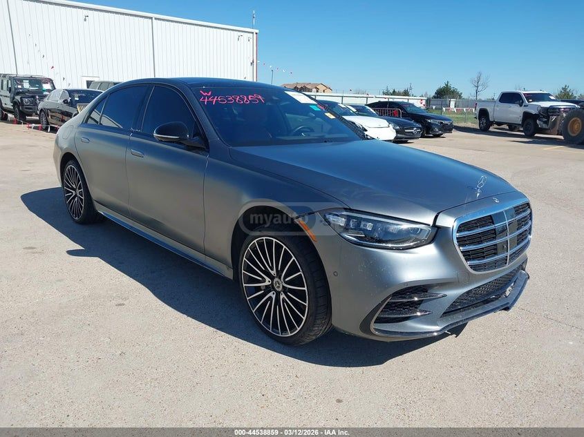 Mercedes-Benz S 580 - фото 1