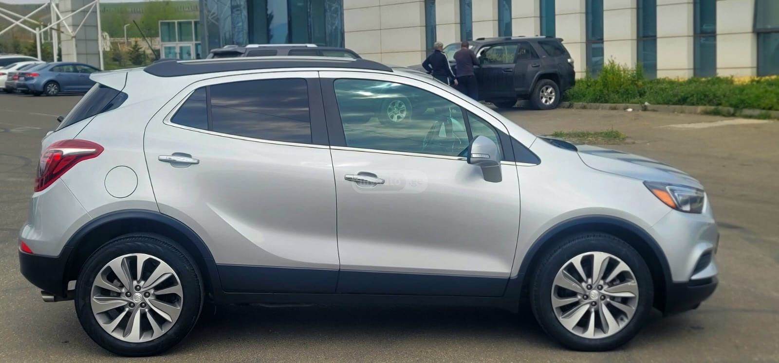 Buick Encore - фото 3
