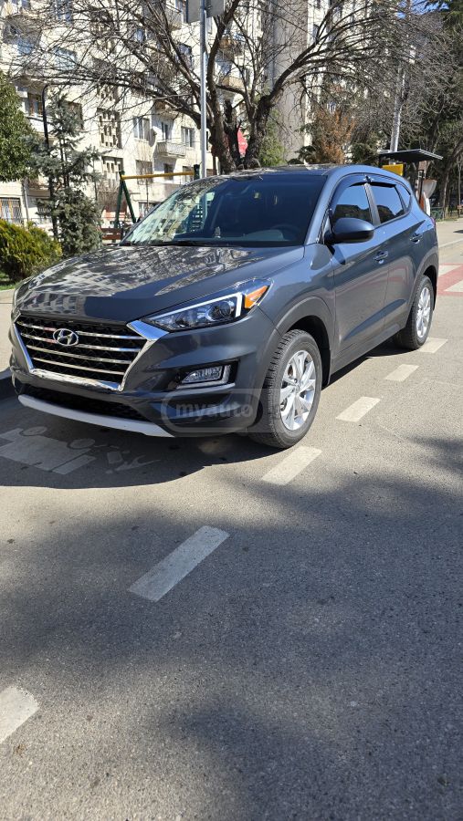 Hyundai Tucson - фото 1