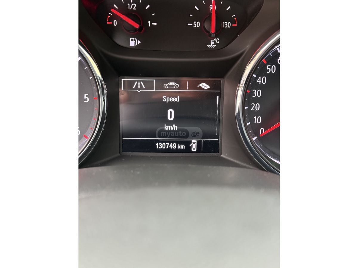 Opel Astra - фото 10