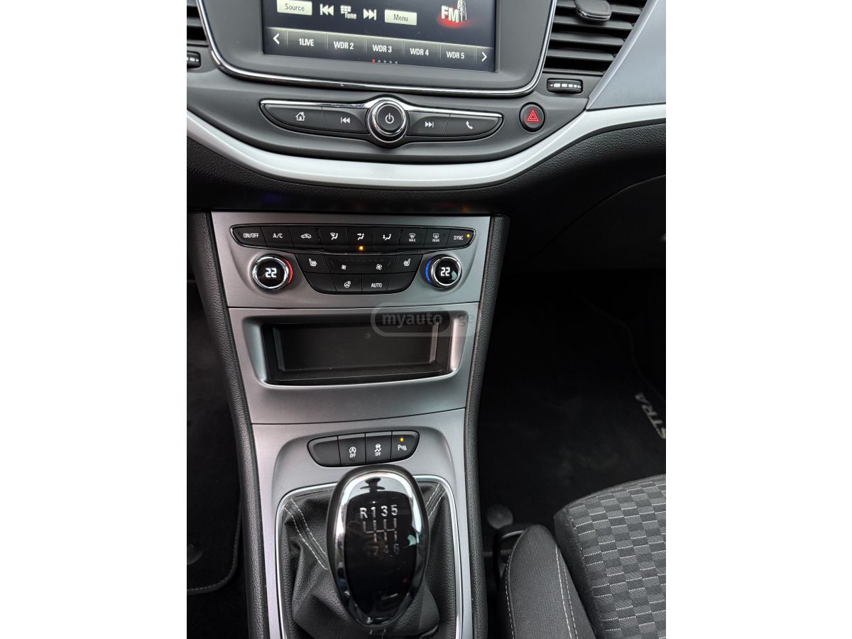 Opel Astra - фото 11