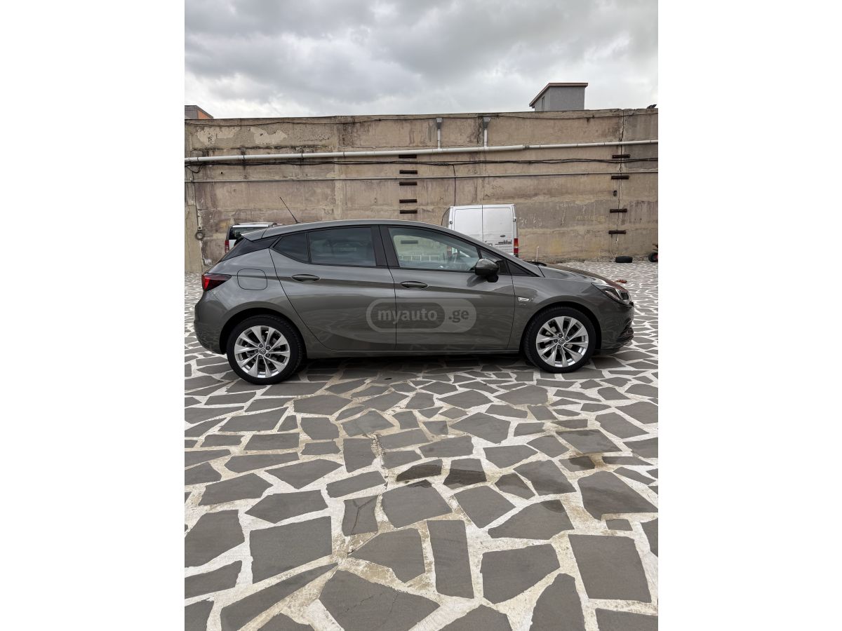 Opel Astra - фото 6