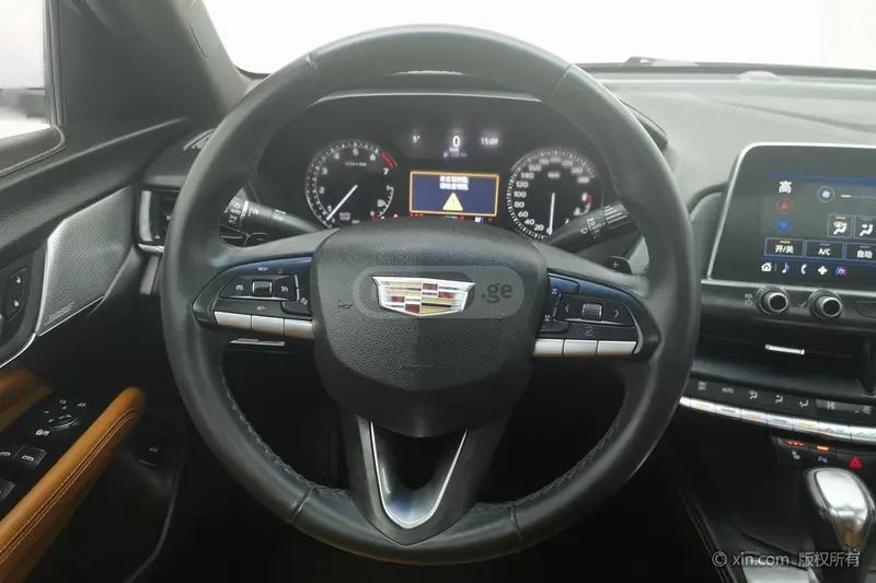 Cadillac CT4 2021 — миниатюра 9