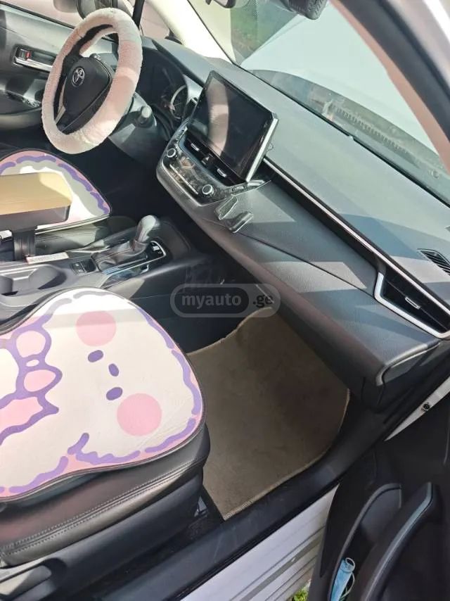 Toyota Corolla Fielder - фото 2