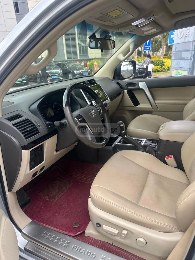 Toyota Yaris iA - фото 6