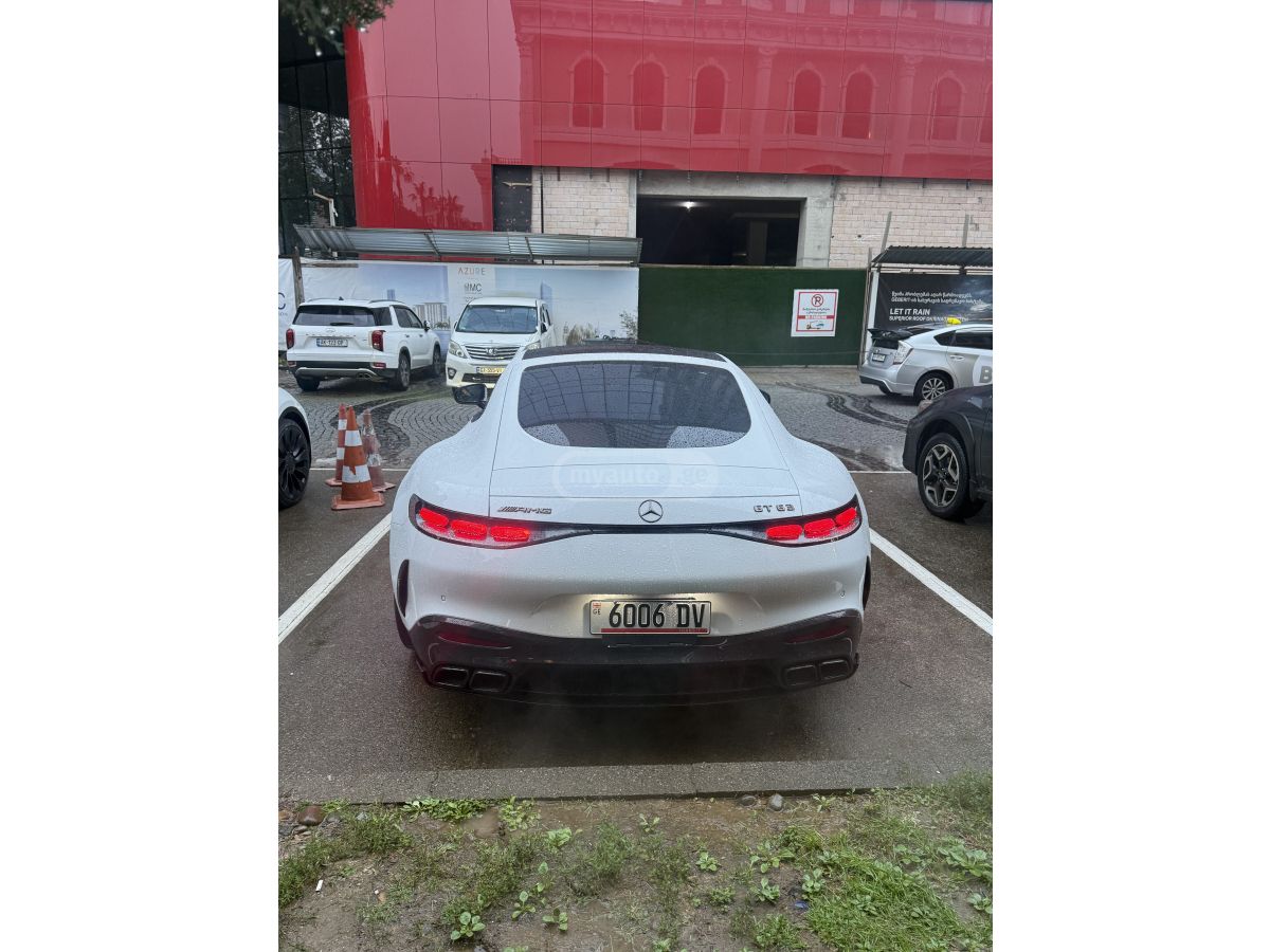 Mercedes-Benz AMG GT 63 2025 — миниатюра 6