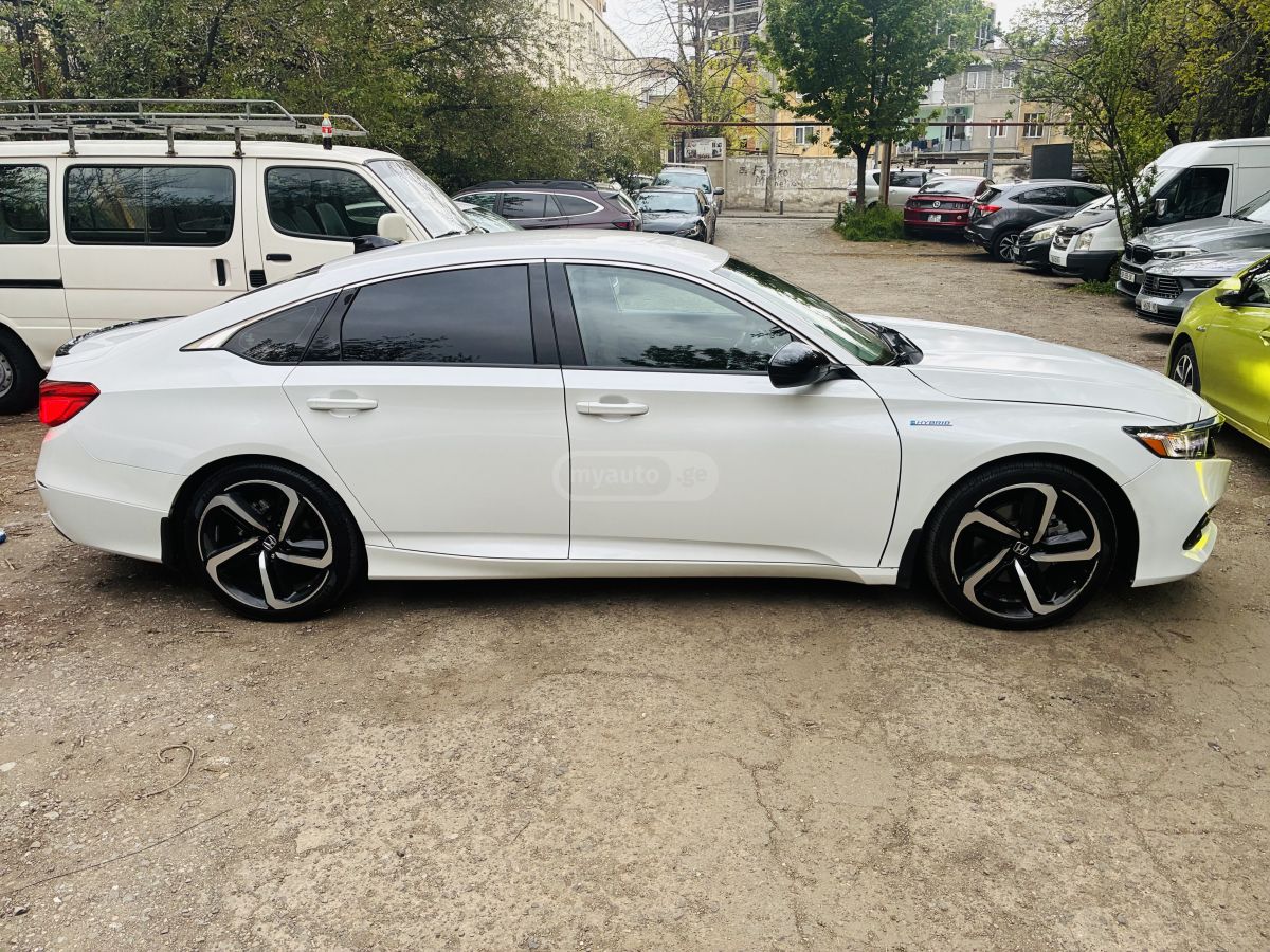 Honda Accord - фото 3