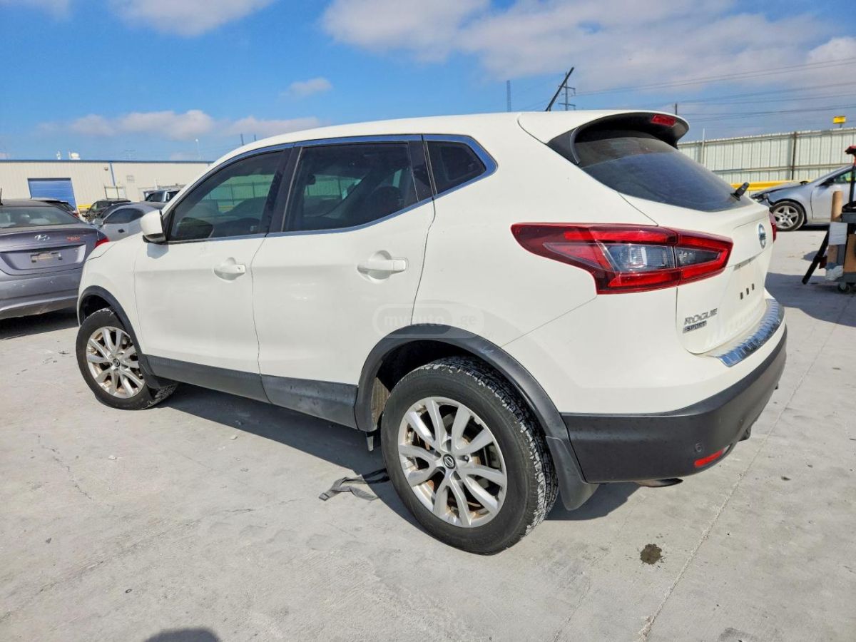 Nissan Rogue Sport 2020 — миниатюра 2