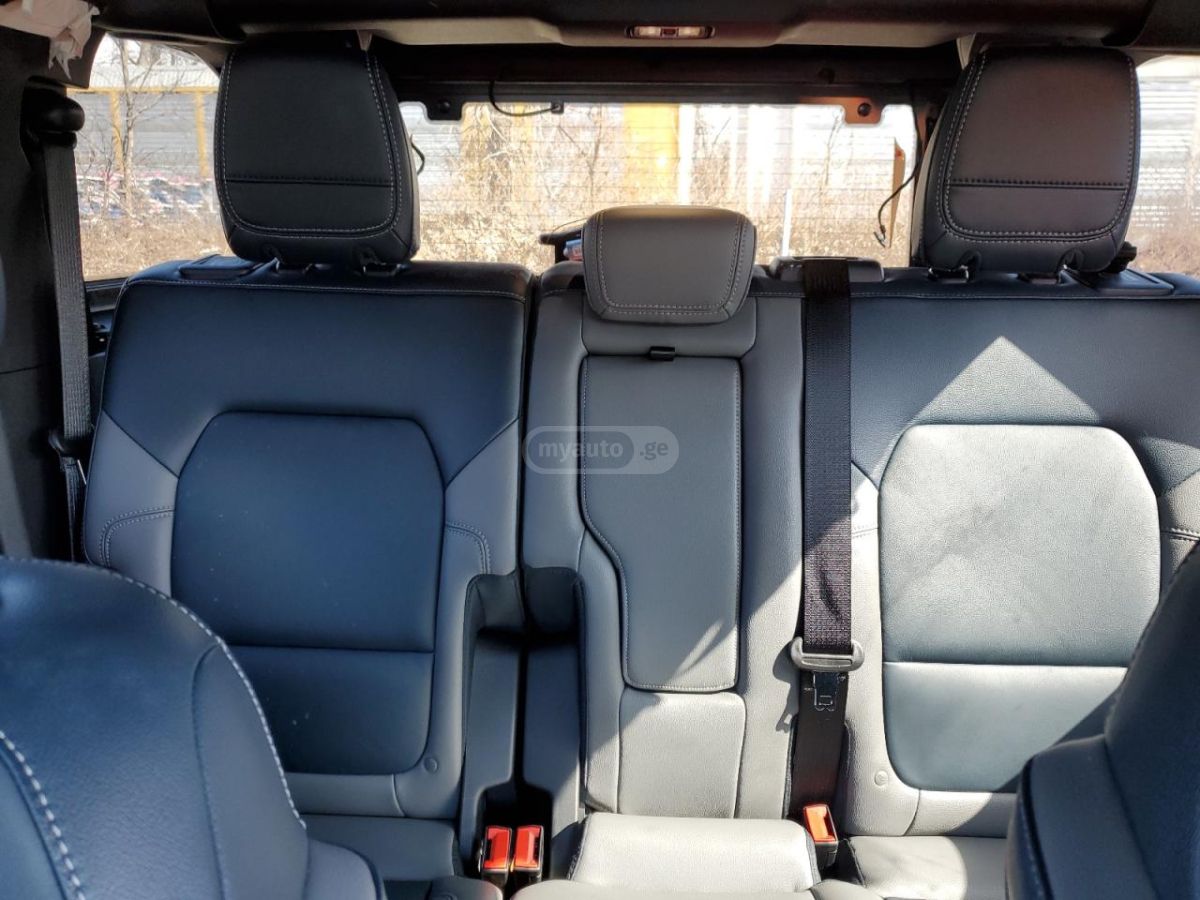 Ford Bronco - фото 10