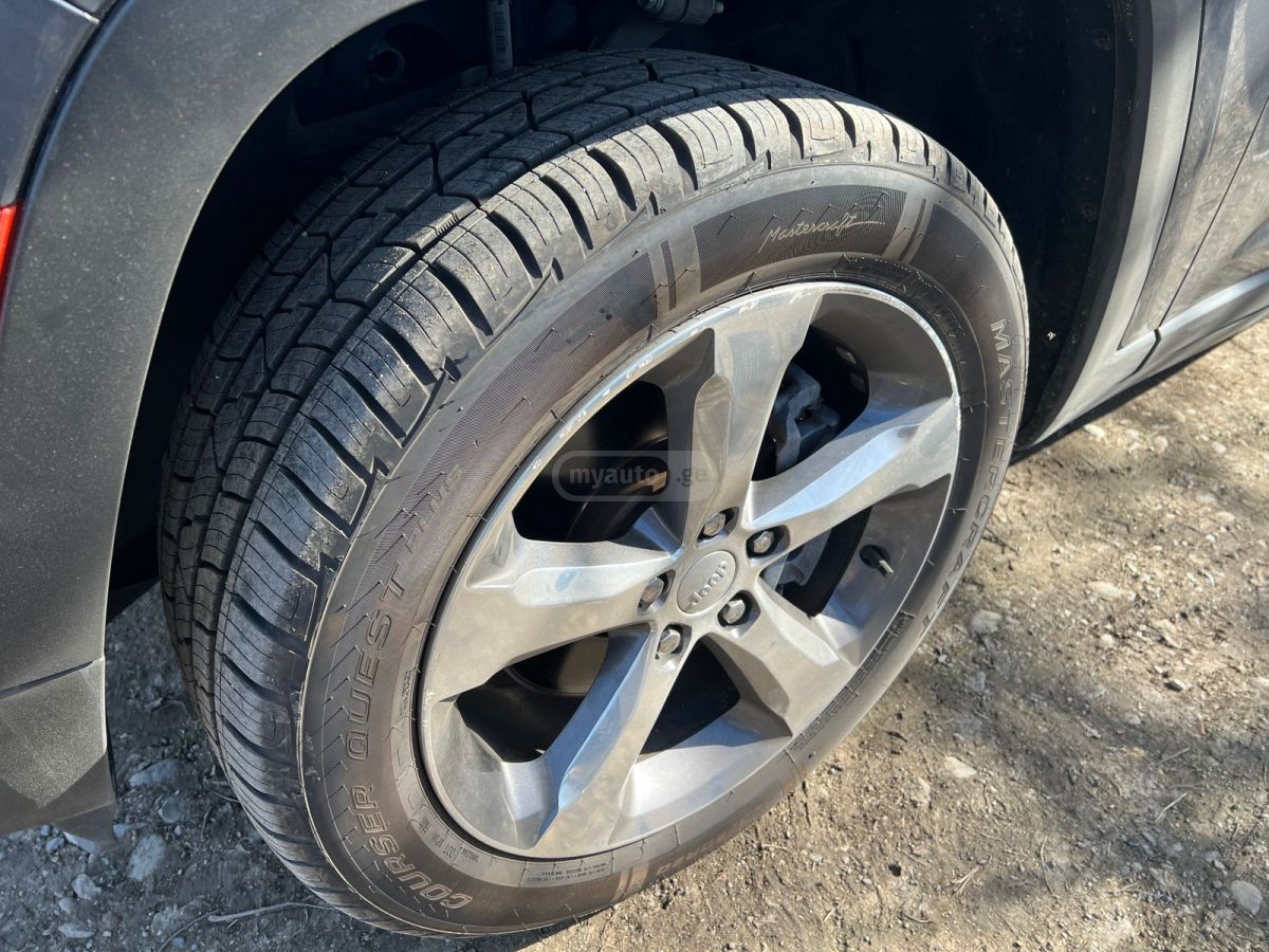 Jeep Grand Cherokee - фото 10