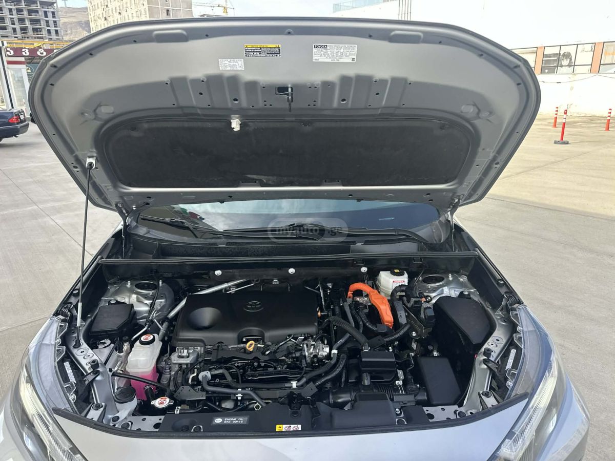 Toyota RAV 4 - фото 13