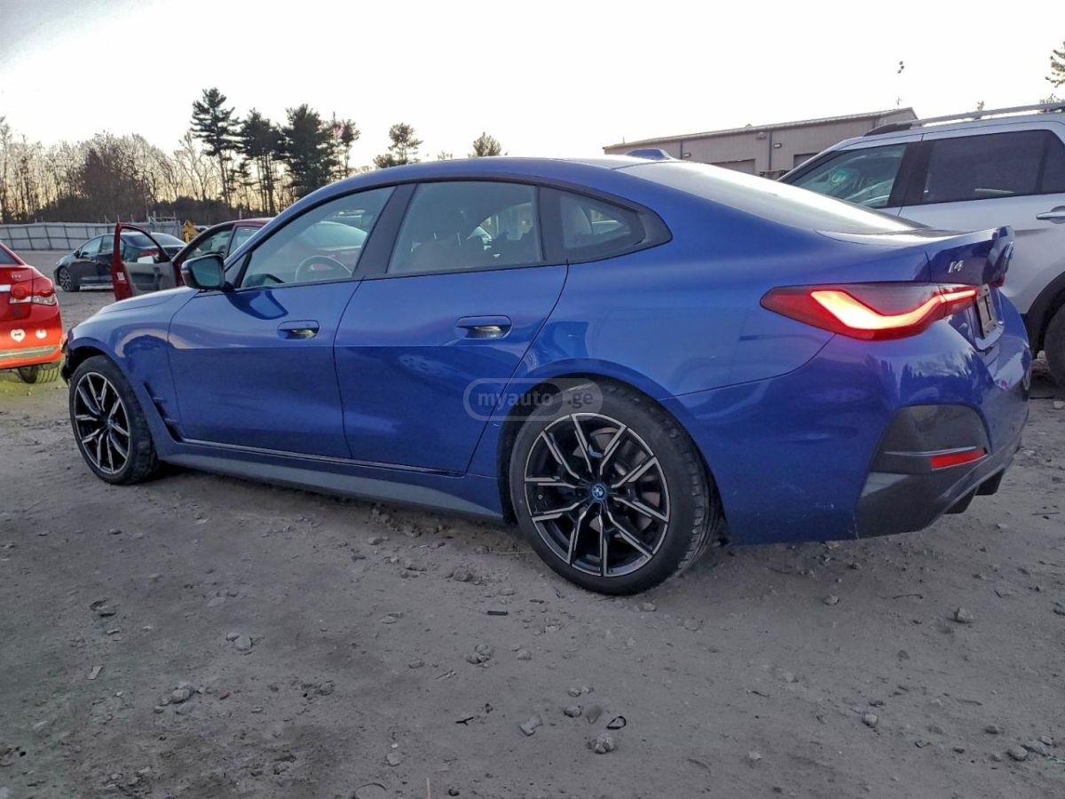 BMW eDrive40 4dr Rear-Wheel Drive — миниатюра 2