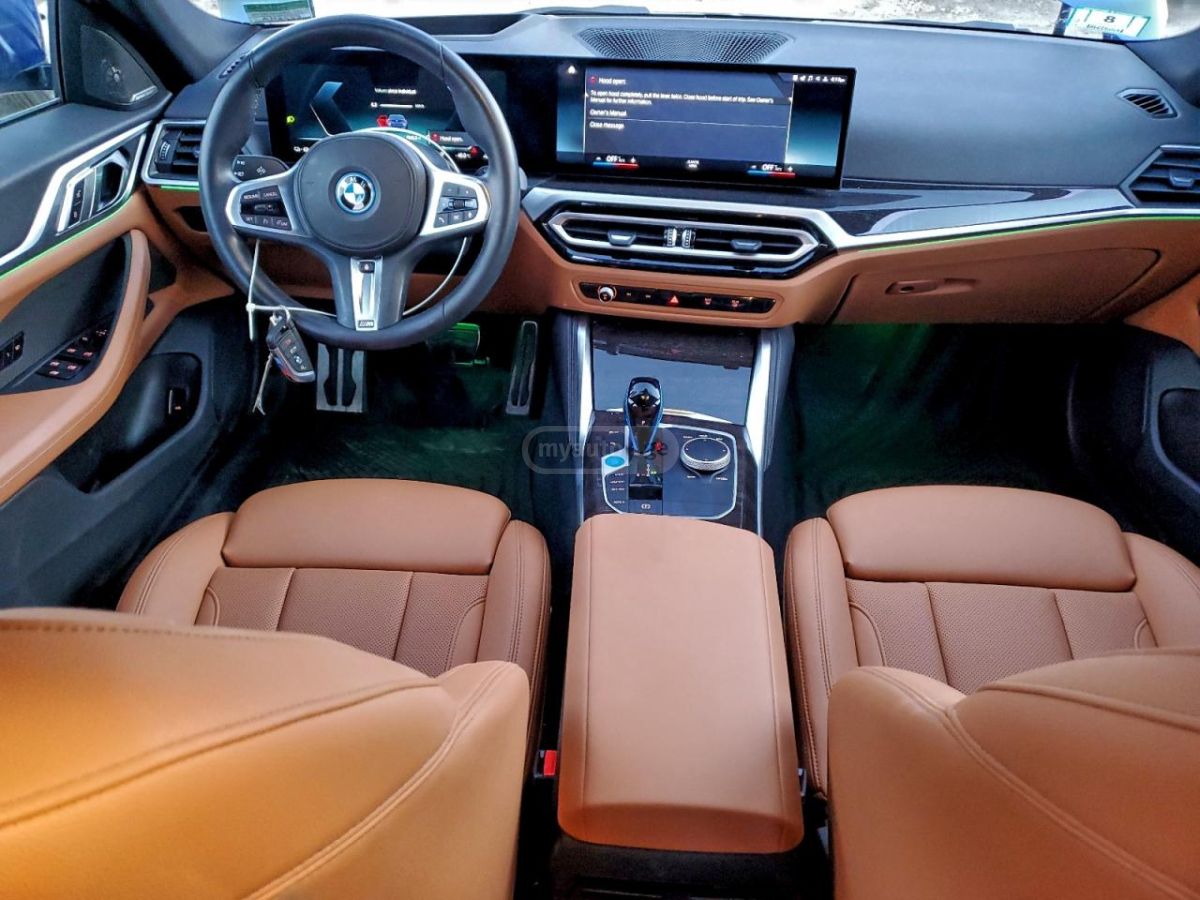 BMW eDrive40 4dr Rear-Wheel Drive — миниатюра 8