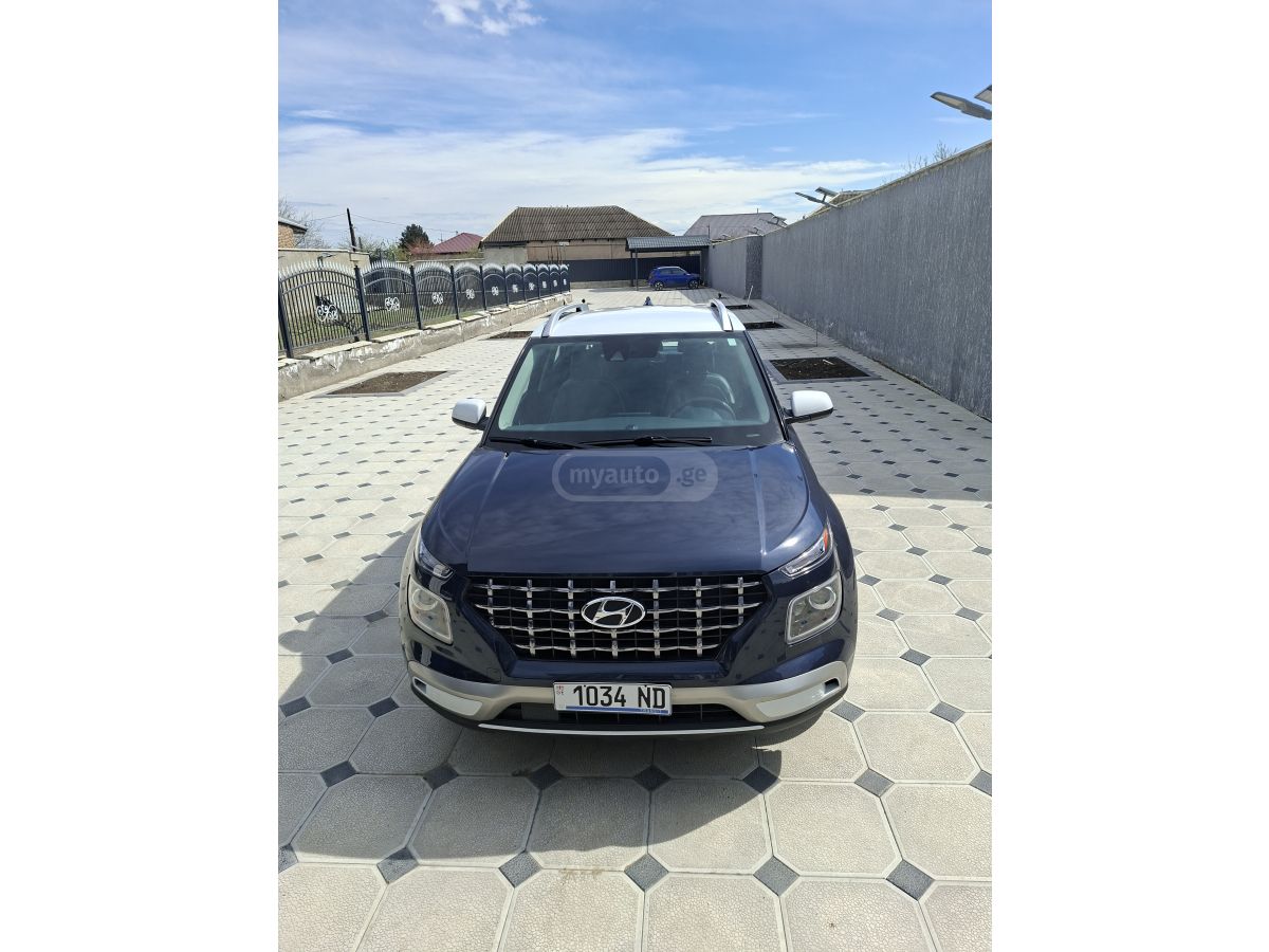 Hyundai venue - фото 1