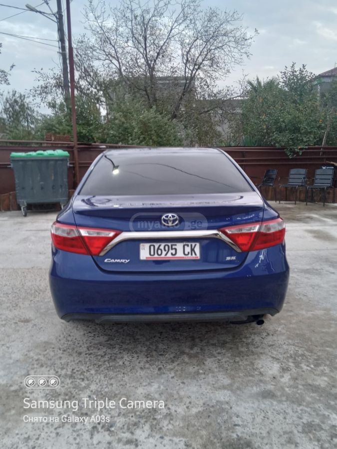 Toyota Camry - фото 5